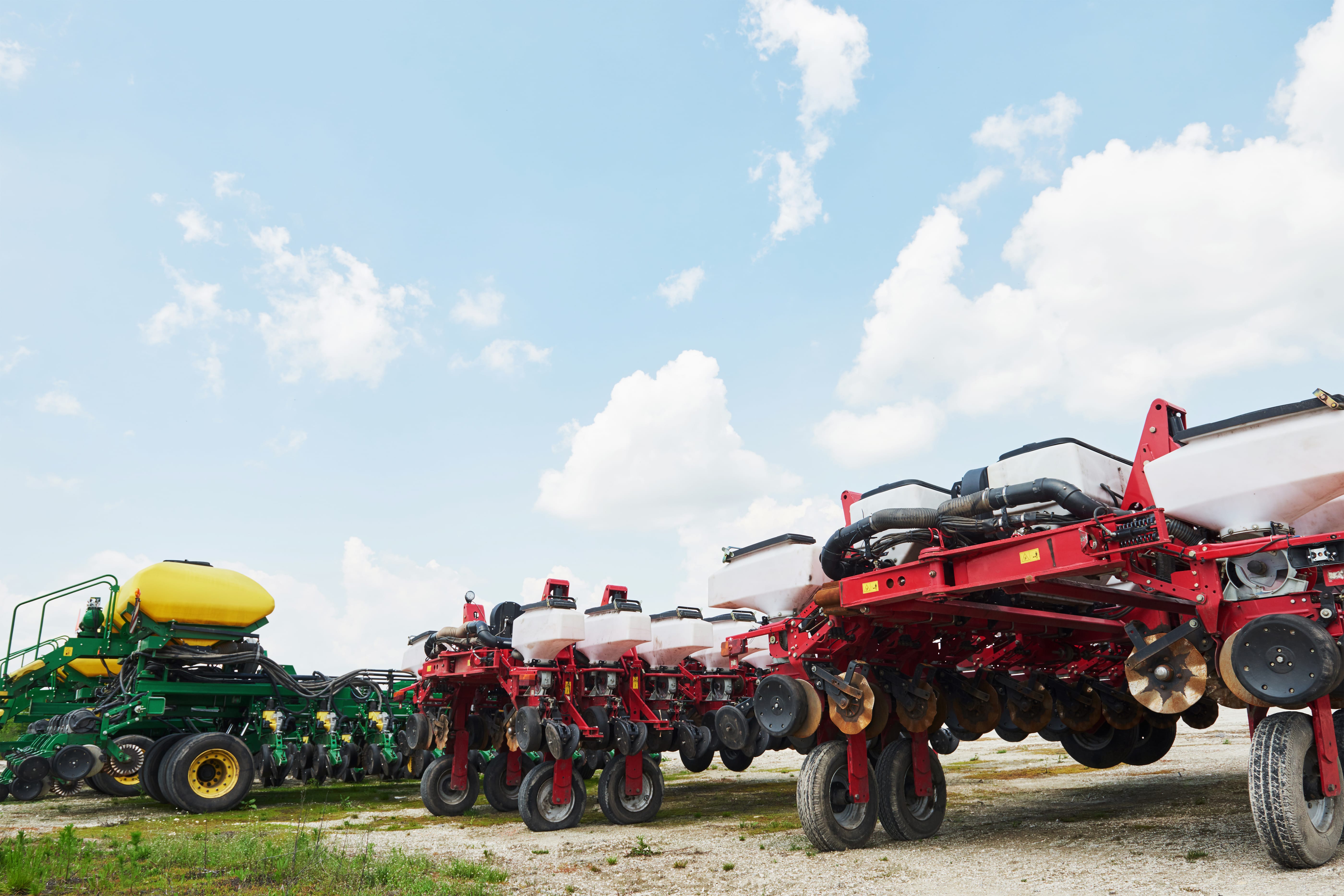 close-up-seeder-attached-tractor-field